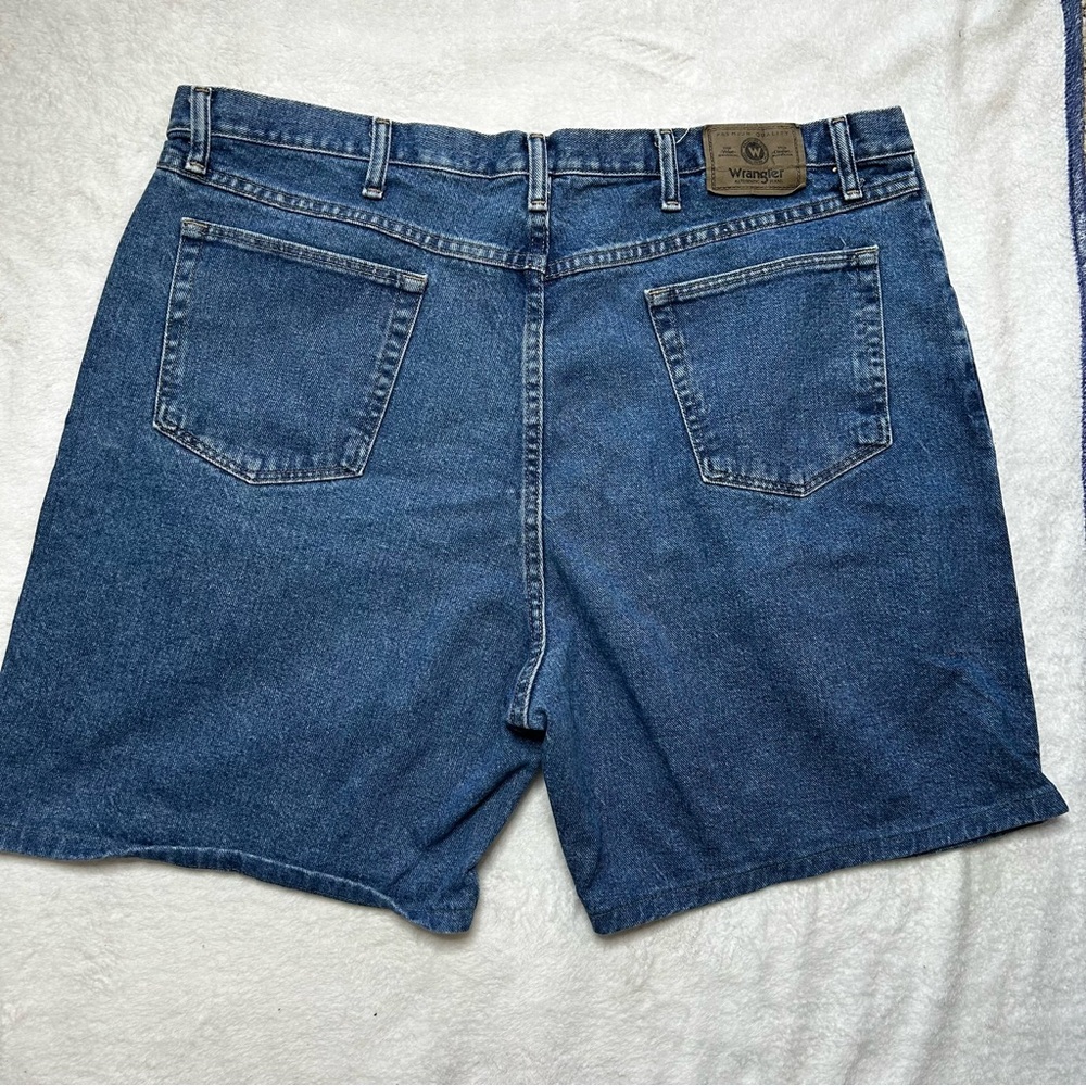 Wrangler Men's Classic Blue Jean Shorts - Picture 2 of 6